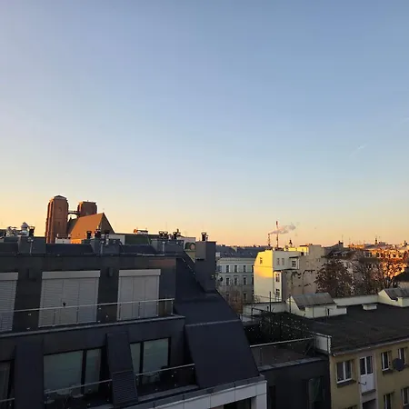 Centrum Krawiecka 1 *