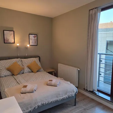 Apartament Centrum Krawiecka 1 *