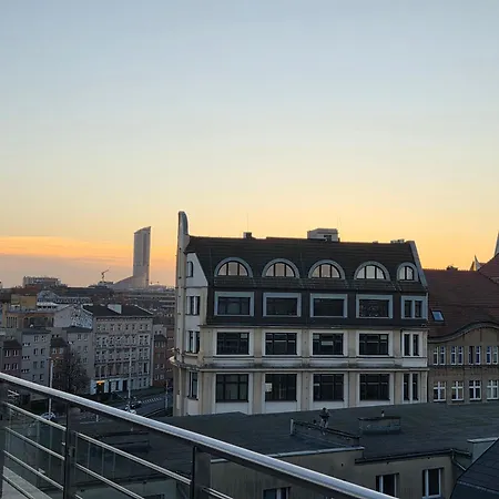 Centrum Krawiecka 1 Βρότσλαβ